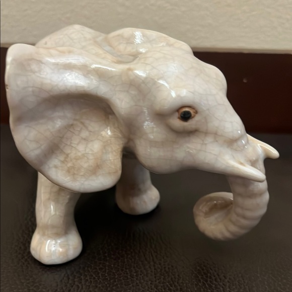 Vtg Elephant Crackle Glazed Ceramic Figurine - Picture 4 of 7